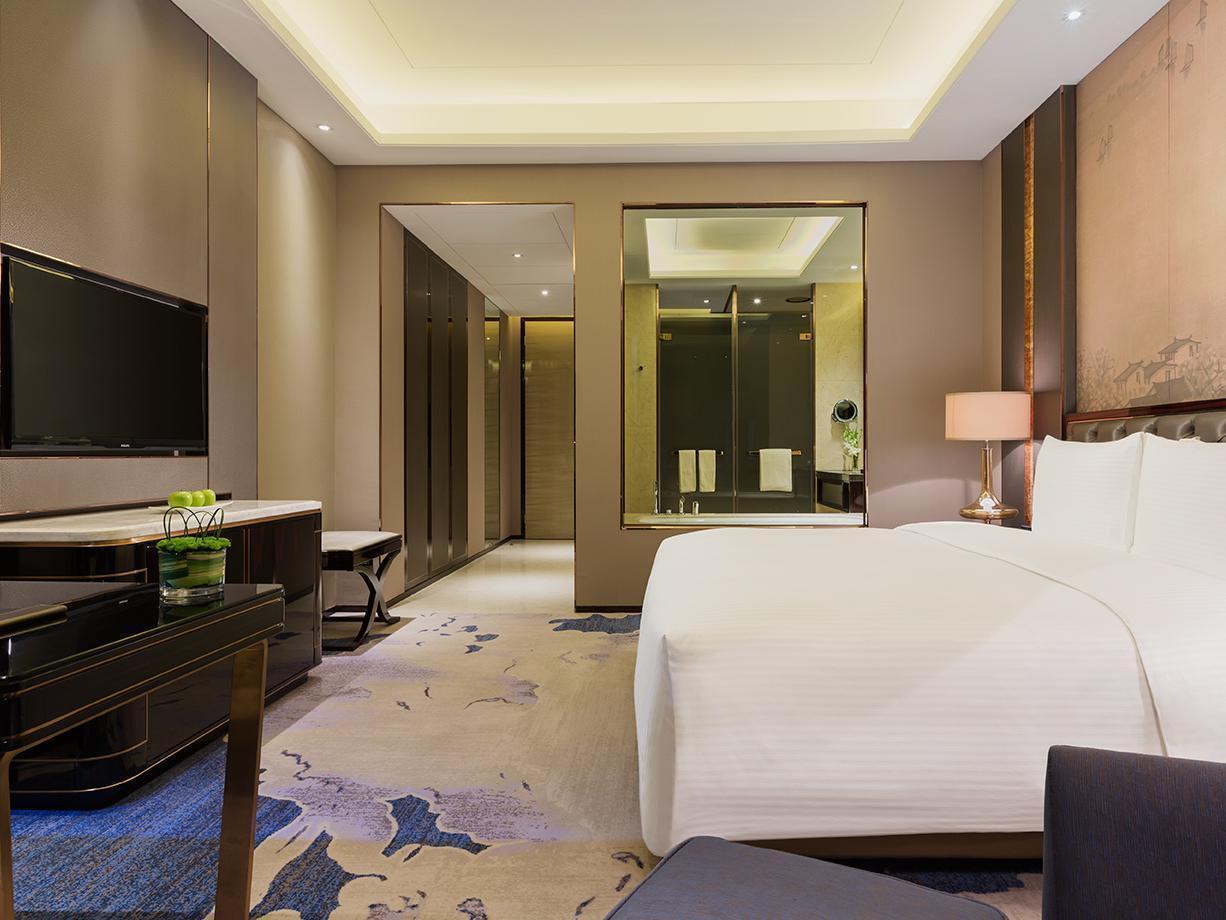 Отель Wanda Realm Jinhua Экстерьер фото